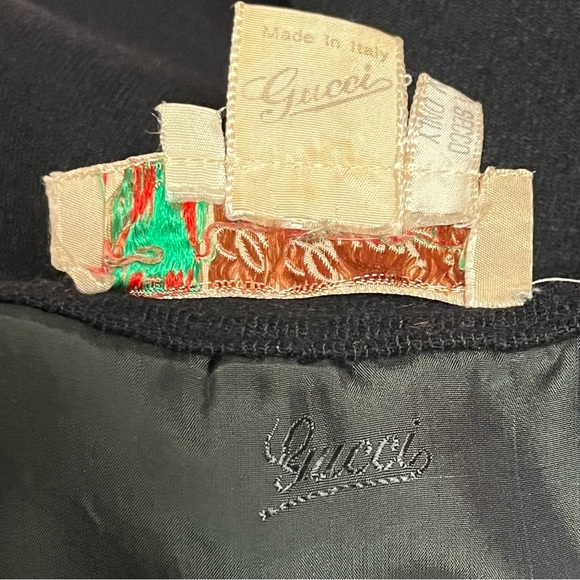 *SOLD* Gucci Vintage 1970’s Wool Blend Button Neck Back Pleated Hem Dress 40 - Picture 8 of 16